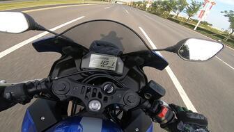 国产r3单缸夜骑视频,尽享速度与激情的夜间骑行之旅  第1张