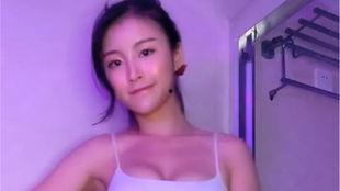 美女大胸国产激情视频,国产大胸美女演绎激情瞬间 第2张 美女大胸国产激情视频,国产大胸美女演绎激情瞬间 第2张